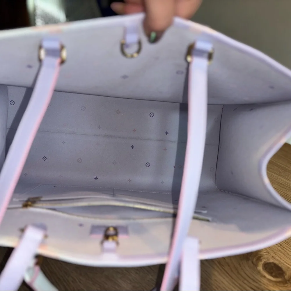 Louis Vuitton OnTheGo GM Sunrise Pastel - Picture 8 of 14